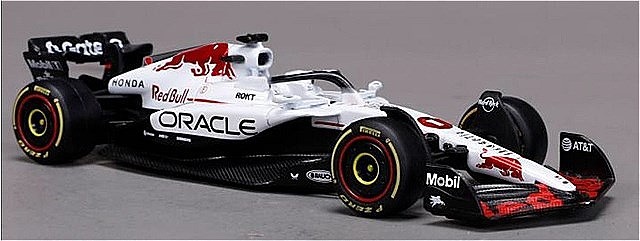 <予約 2026/4月下旬発売予定> BURAGO 1/64 オラクル レッドブル レーシング RB21 2025 日本GP No,1 M.フェルスタッペン クリアケース/ドライバー無