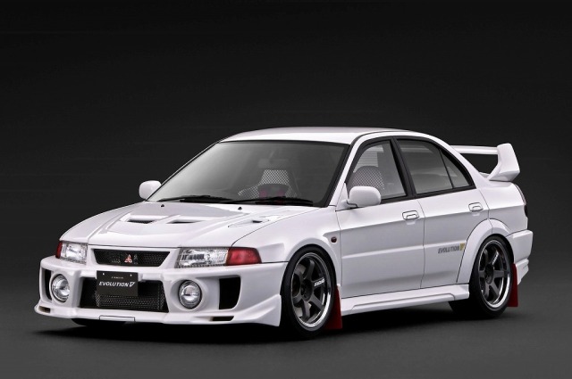 <予約 2027/1月発売予定> Ignition model 1/18 Mitsubishi LANCER EVOLUTION V (CP9A) White