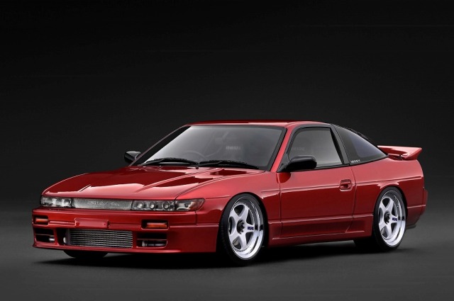 <予約 2027/2月発売予定> Ignition model 1/18 Nissan Sileighty Red Metallic