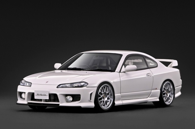 <予約 2027/4月発売予定> ignition model 1/18 Nissan Silvia spec R (S15) White