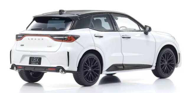 Kyosho 1/43 LEXUS LBX MORIZO RR (ホワイトノーヴァガラスフレーク