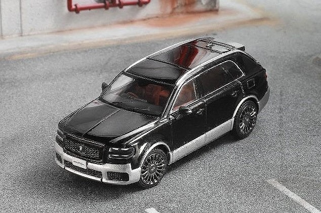 GCD 1/64 トヨタ センチュリー RHD ブラック/シルバー