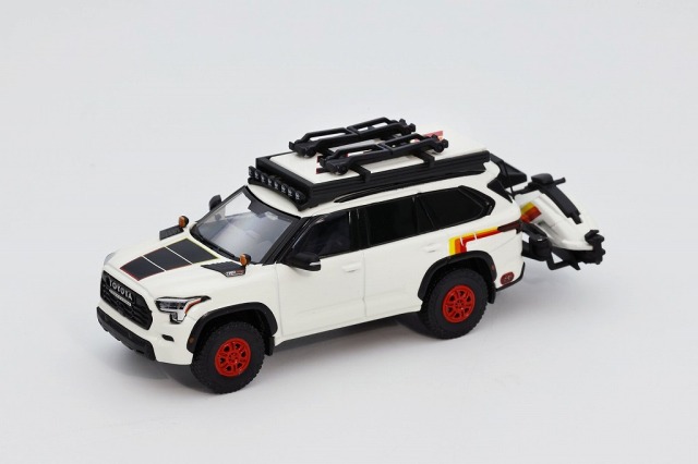 GCD 1/64 トヨタ Sequoia TRD PRO- (LHD) ホワイト