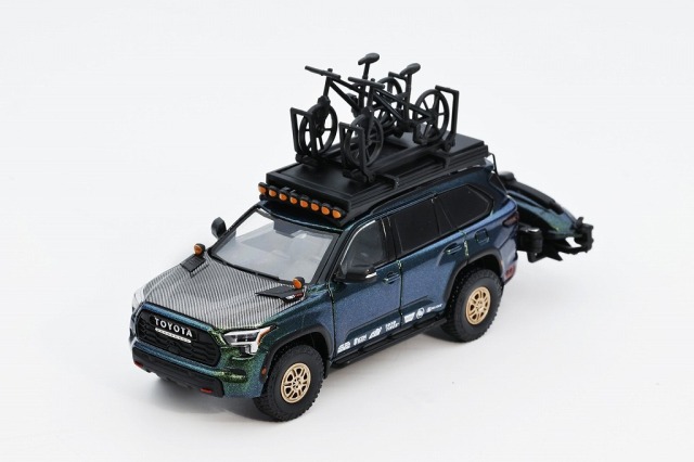 <予約 2026/9月発売予定> GCD 1/64 トヨタ Sequoia TRD PRO- (LHD) メタリックグリーン