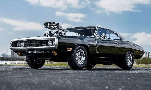 <予約 2026/8月下旬発売予定> Kyosho 1/12 ダッジ チャージャー R/T 1970 "Fast & Furious" (ブラック) 限定800台