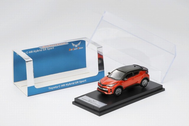 <予約 2025/12月以降発売予定> DIECAST TEAM 1/64 Toyota C-HR Hybrid GR Sport (RHD) オレンジ