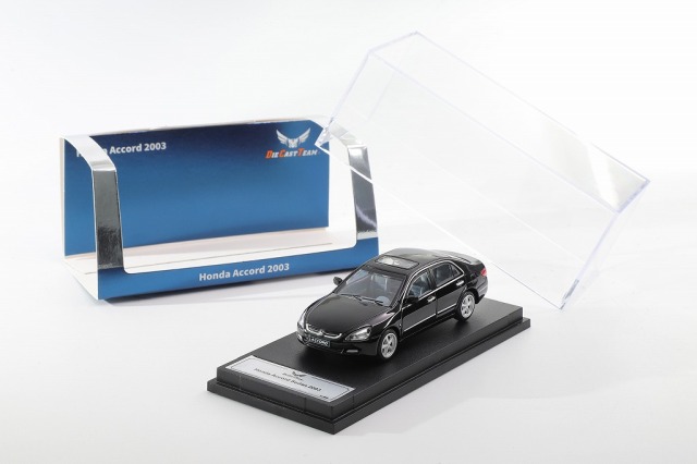<予約 2025/12月以降発売予定> DIECAST TEAM 1/64 Honda Accord 2003 (LHD) ブラック