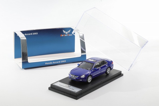 <予約 2025/12月以降発売予定> DIECAST TEAM 1/64 Honda Accord 2003 (LHD) ブルー