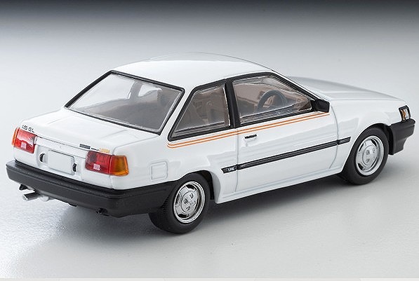 TOMICA LIMITED VINTAGE NEO 1/64 トヨタ カローラレビン 2ドア ライム