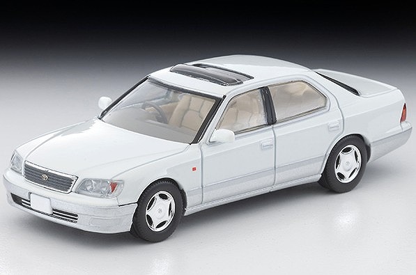 <予約 2026/2月発売予定> TOMICA LIMITED VINTAGE NEO 1/64 トヨタ セルシオ C仕様 Fパッケージ（パールホワイト／銀）97年式