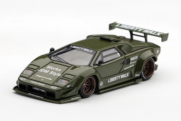 <予約 2027年4月以降入荷予定> MINI GT 1/64 ランボルギーニ カウンタック LB-WORKS アーミーグリーン (左ハンドル)