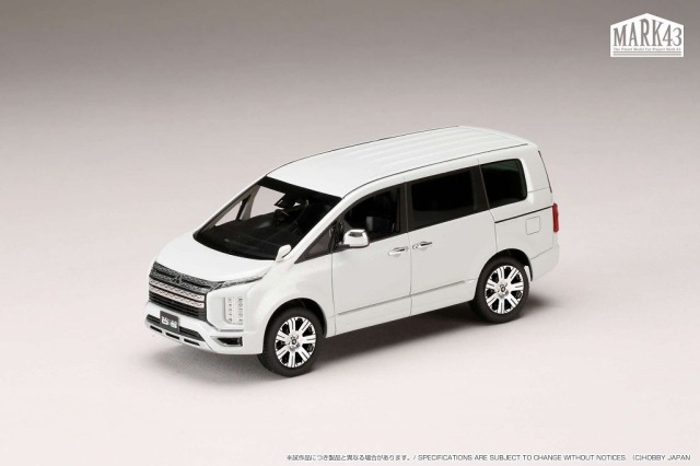 MARK43 1/43 三菱 デリカ D:5 (P) ホワイトダイヤモンド