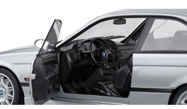 ディーラー特注　1/18 BMW M3 Coupe シルバー ディーラー特注 1/18 BMW M3 Coupe シルバー - メルカリ