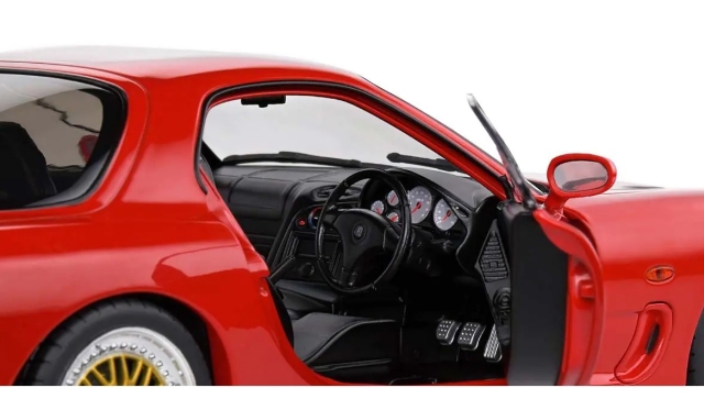 ソリド 1/18 マツダ RX-7 タイプ RS FD3S 1994 レッド ソリド 1/18 マツダ RX7 FD RS 1994年式 モデルカー