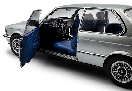 予約 2025/9月下旬発売予定> SOLIDO 1/18 BMW E21 323I 1980