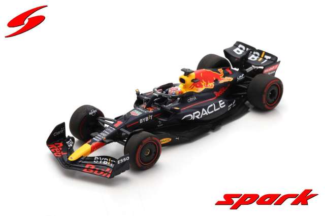 spark 1/43 Oracle Red Bull Racing RB18 No.1 Oracle Red Bull Racing  Winner Dutch GP 2022 - 30th Career Win  Max Verstappen