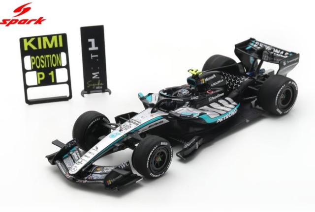 Spark 1/43 Mercedes-AMG PETRONAS F1 Team W17 No.12 Winner Japanese GP 2026 Kimi Antonelli
