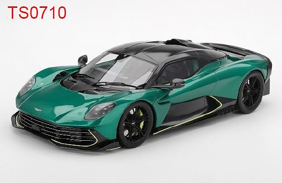 <予約 2026/7月発売予定> TOP SPEED 1/18 アストンマーチン ヴァルハラ ポディウムグリーン