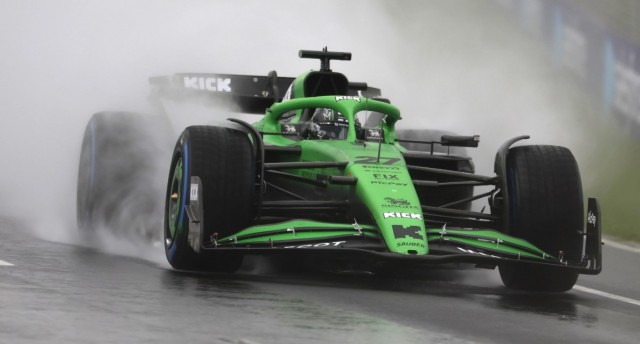 Spark 1/64 Kick Sauber C45 No.27 Stake F1 Team Kick Sauber 7th Australian GP 2025 Nico Hulkenberg