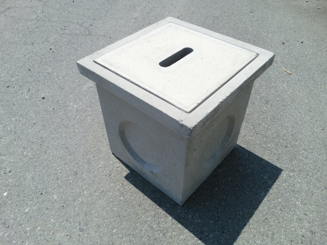 会所桝240　コンクリート蓋付　【送料込】