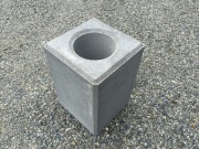 基礎ブロック　350角×H600　 丸穴　114ｋｇ　【送料込】