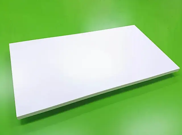 洗面所収納の棚板・可動棚を追加増設すると収納量が大幅アップ