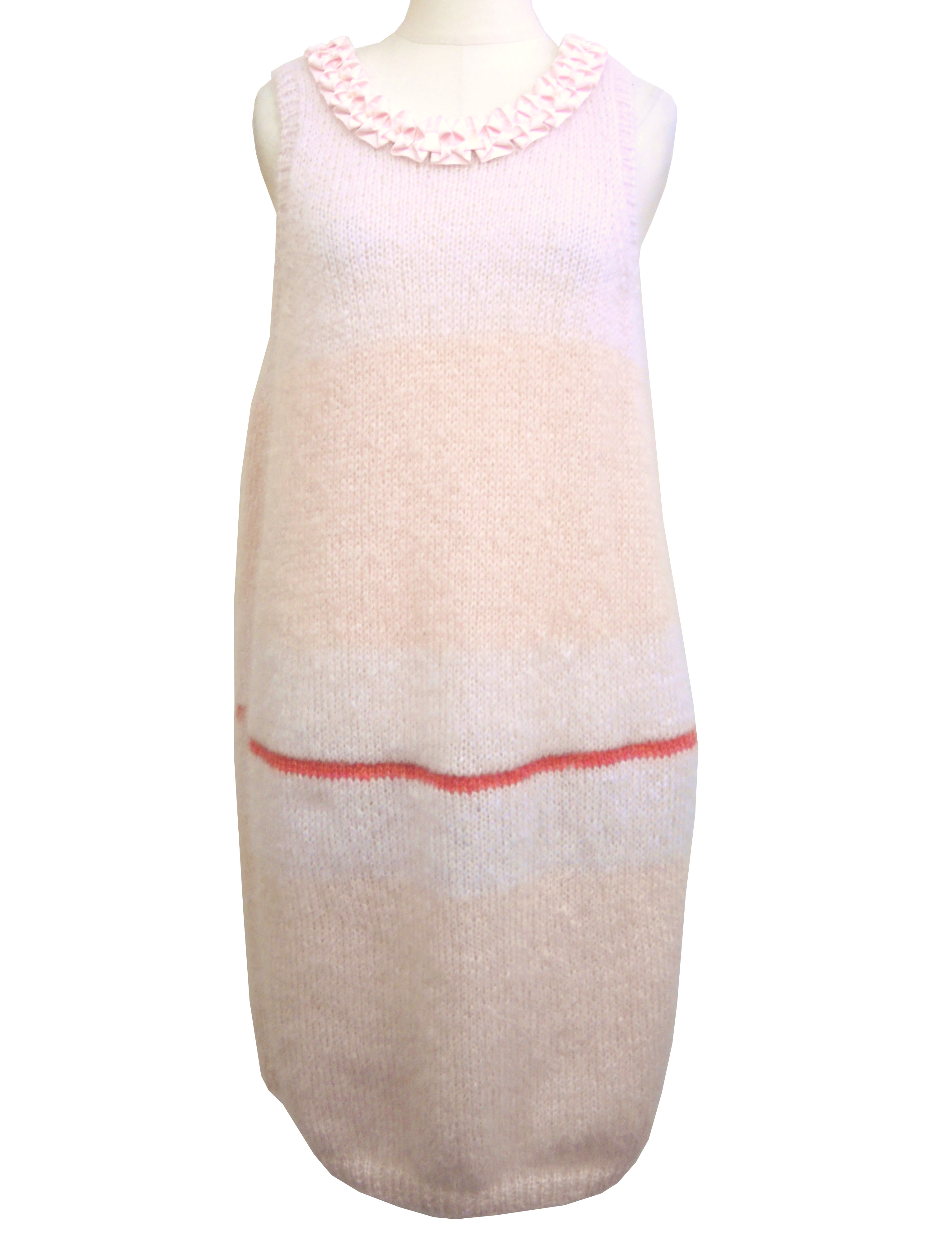 ニット、ワンピース、ノースリーブ、クルー、コクーン