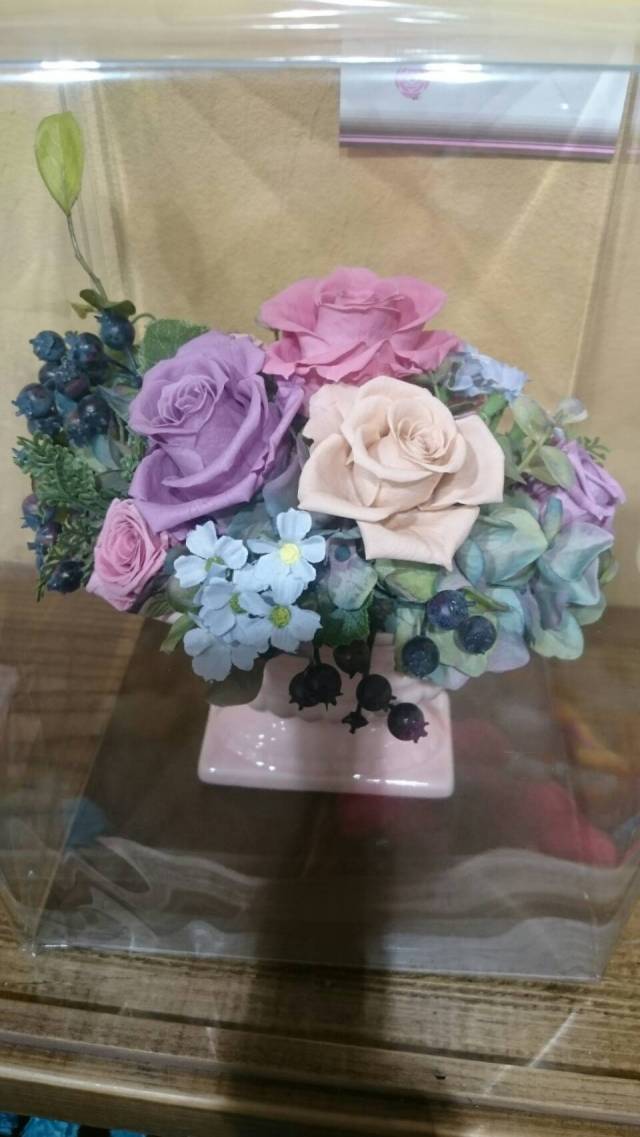 枯れない花 プリザーブドフラワーをプレゼントに