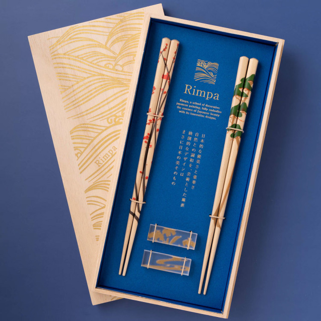 Rimpa / 梅×松柄 / 食事の時間を芸術のワンシーンにする箸と箸置 / 23cm / ペアセット桐箱入り