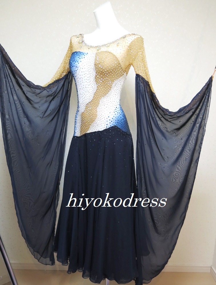 RM1040 ヤナギダ製　紺色のスタンダードドレス