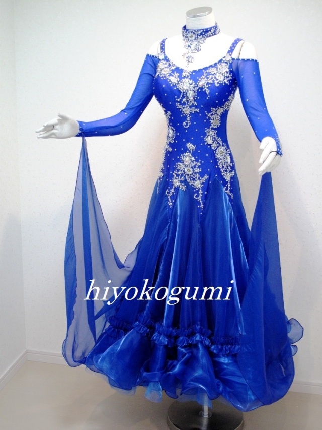 ロイヤルブルー