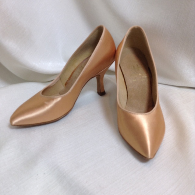 SH7003　未使用　スーパ社製　フレッシュサテン　2R