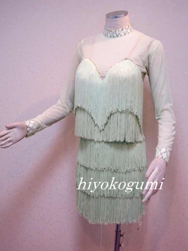 L873	淡いグリーンのフリンジドレス