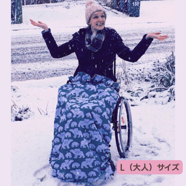 車椅子のためのひざ掛け、フットカバー。防寒、レインコートとしても。簡単装着であたたかい。