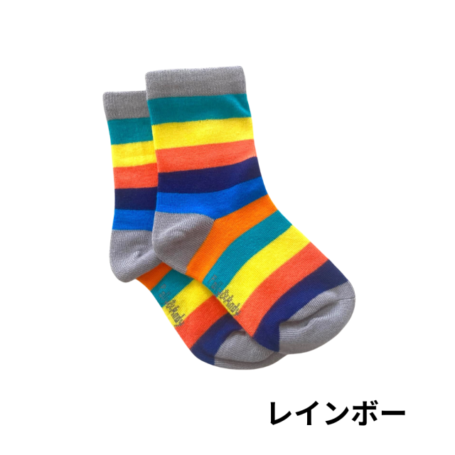 感覚過敏、発達障害、触覚過敏で靴下が履けないお子さんのためのシームレスソックス。