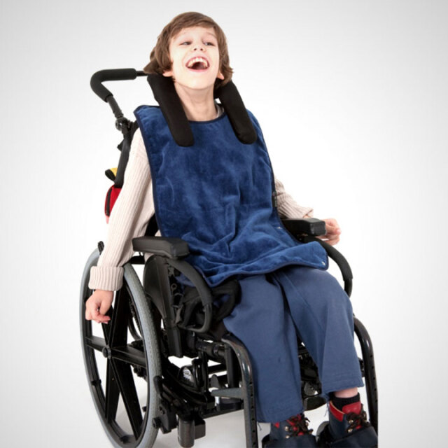 障害児、介護用スタイ、食事用エプロン、オシャレなよだれかけ。Mum2Mum。