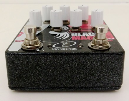 Crazy Tube Circuits　BLACK MAGIC 初代 Crazy Tube Circuits Black Magic Distortion Pedal - YouTube
