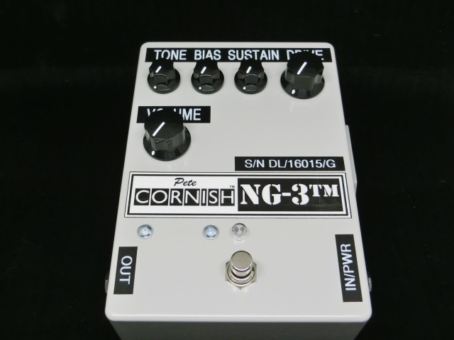 シルバーグレー サイズ 自作Pete Cornish NG-3（ファズ）/シルバー/新