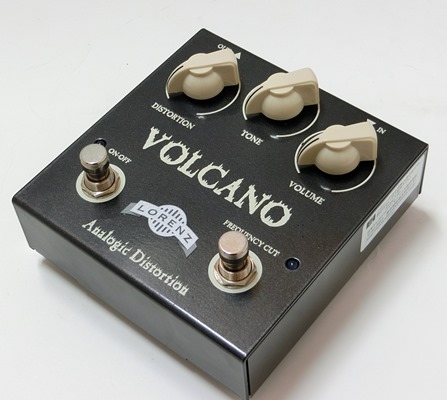 EKO BY LORENZ VOLCANO イタリア製ディストーション EKO BY LORENZ VOLCANO イタリア製ディストーション