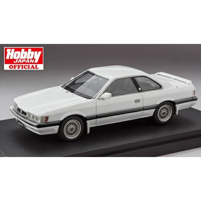 《送料無料》1/43 MARK43 (PM4338SW) ニッサン レパード アルティマ 1986 (F31) スポーツホイール クリスタルホワイト