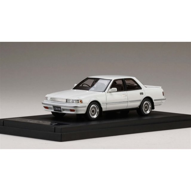 MARK43 1/43 トヨタ クレスタ 2.5 GT ツインターボカスタム スーパーホワイト 完成品ミニカー PM4393SW