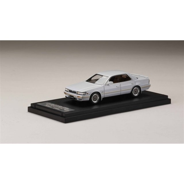 MARK43 1/43 ニッサン ローレル ターボ メダリスト クラブ S C33 カスタムバージョン クリスタルホワイト 完成品ミニカー PM43103SW