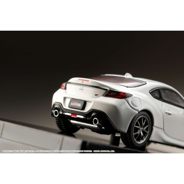 1/64 トヨタ GR86 RZ カスタムバージョン クリスタルホワイトパール