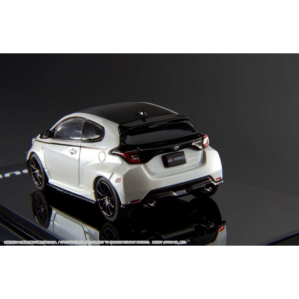1/64 トヨタ GRヤリス RZ ハイパフォーマンス GRパーツ装着車 プラチナホワイトパールマイカ