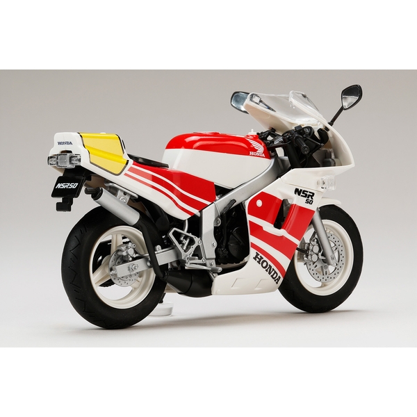 ホビージャパン HJMバイクシリーズ No.1 1/12 ホンダ NSR50 ’89 ロスホワイト×ファイティングレッド HJMB001