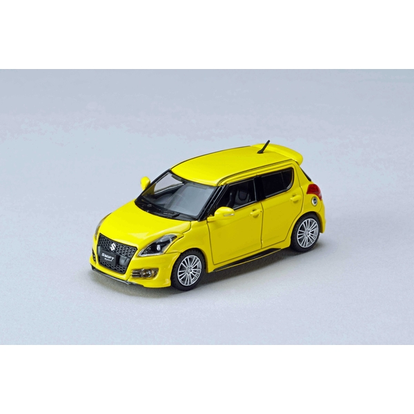 【10月予約】1/64 スズキ スイフトスポーツ ZC32S 純正オプション装着車 チャンピオンイエロー 完成品ミニカー HJ642082Y