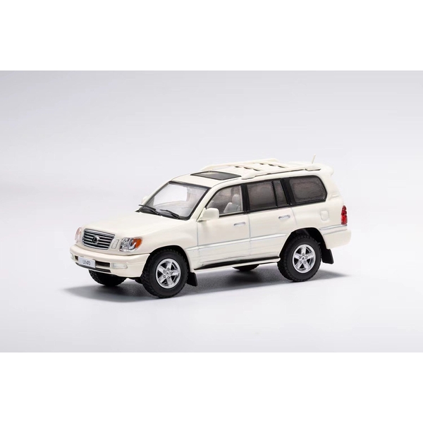 1/64 レクサス LX470 CYGNUS 左ハンドル仕様 ホワイト 完成品ミニカー KS024-186