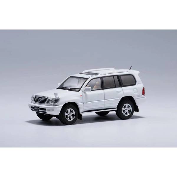 1/64 トヨタ ランドクルーザー シグナス 右ハンドル仕様 ホワイト 完成品ミニカー KS025-190