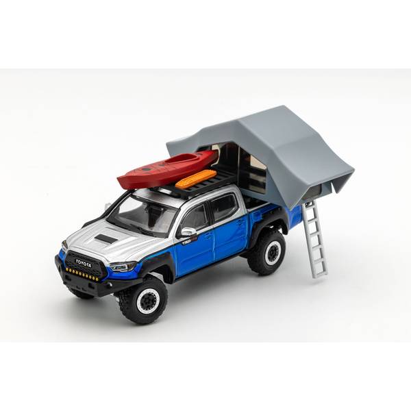 1/64 トヨタ タコマ キャンプバージョン 左ハンドル仕様 シルバー/ブルー 完成品ミニカー KS-045-239