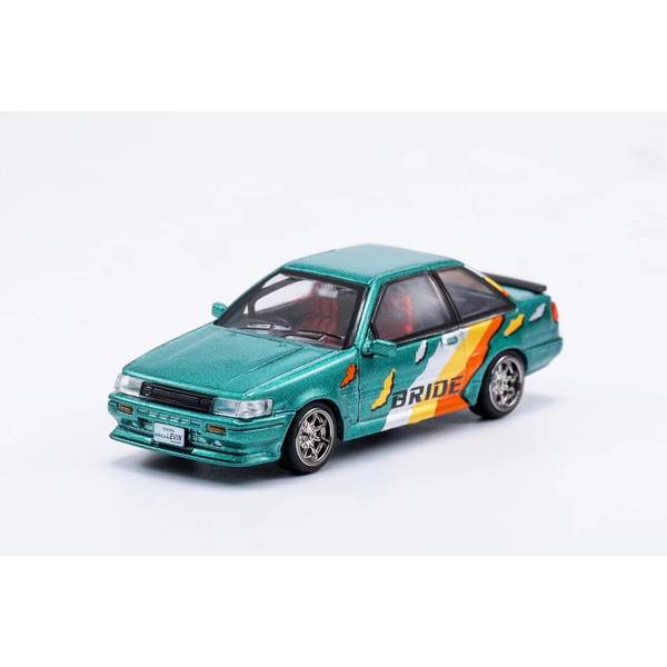 1/64 トヨタ カローラレビン グリーン 右ハンドル仕様 完成品ミニカー LL-009-26